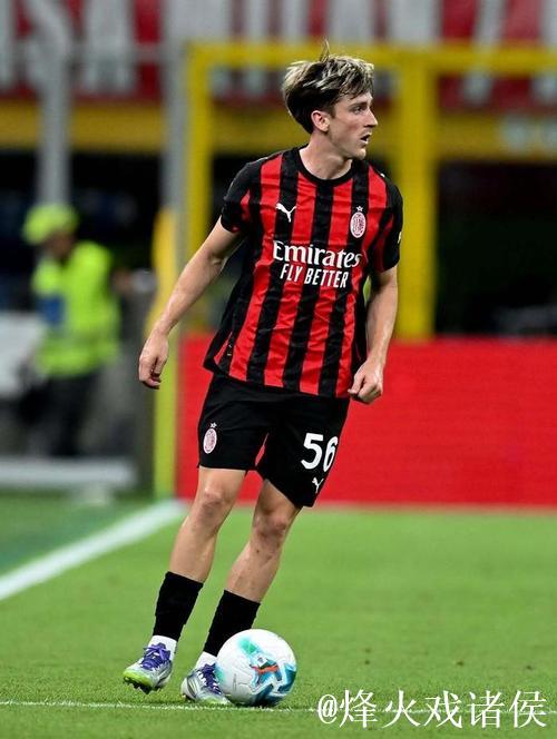 官方丨米兰与萨勒马科尔斯续约至2031年 官方丨米兰与萨勒马科尔斯续约至2031年